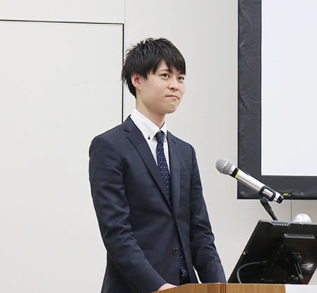 歯科医師|インプラント専門医